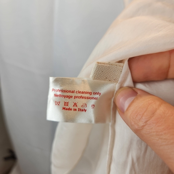 ✨MARNI Cream Blouse with Bow - Picture 3 of 4